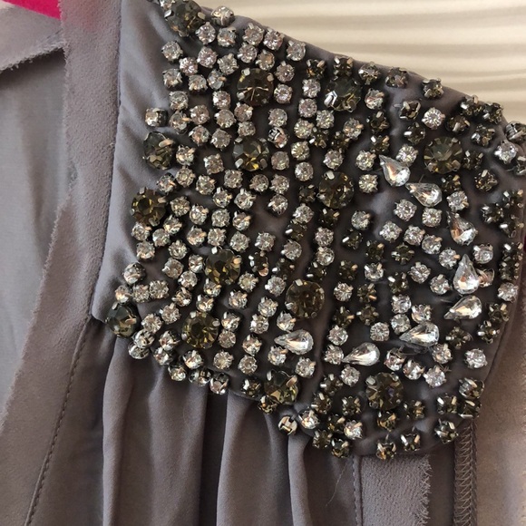 NWT Banana Republic grey jewel-shoulder top. XL. - Picture 5 of 5